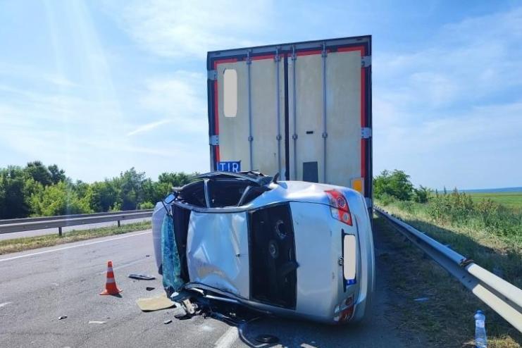 На трасі Київ-Одеса сталася потрійна ДТП — постраждали чоловік та троє дітей