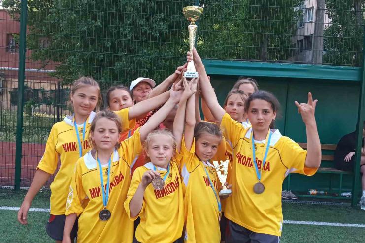 Юні футболістки Бородінської ДЮСШ їдуть до Данії
