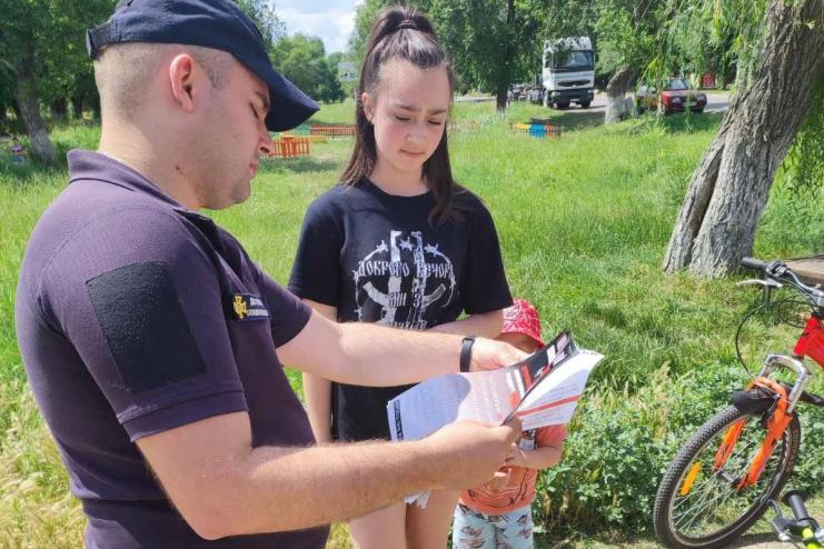 Рятувальники провели низку профзаходів в Арцизі