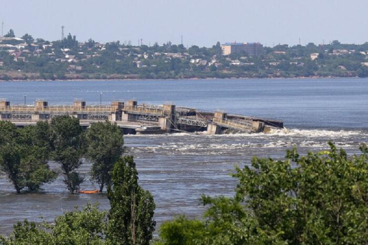 Через підрив Каховської ГЕС затоплено 32 об'єкти з хімікатами, нафтою та бензином, — Greenpeace