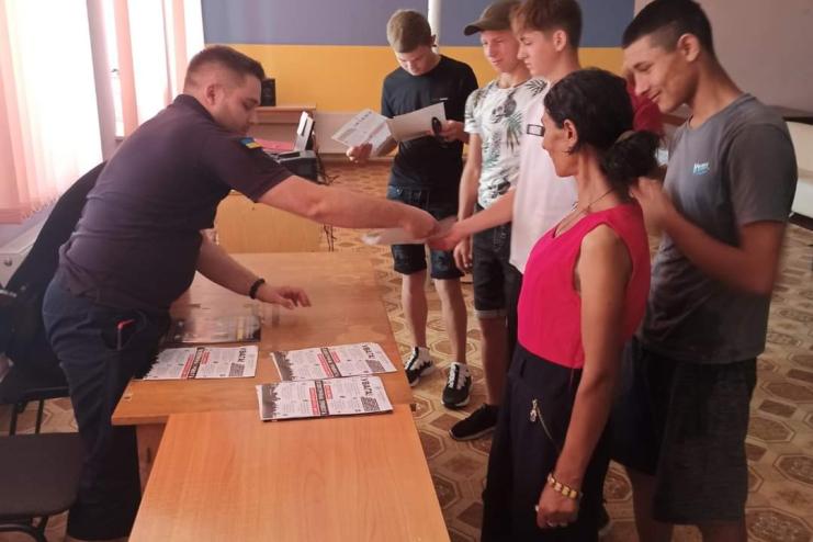 Профілактичні бесіди з дітьми пільгових категорій та їх батьками