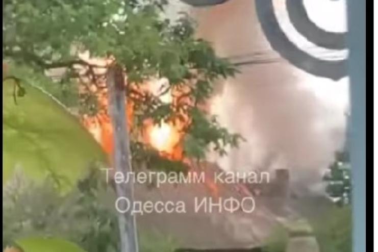 В Арцизькій громаді блискавка влучила в будинок 