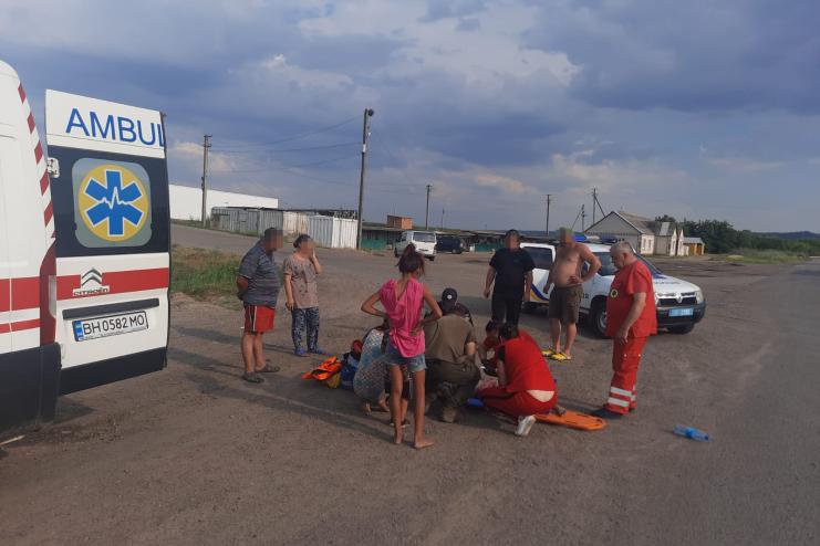 На Одещині водійка позашляховика наїхала на 10-річну дівчинку