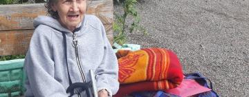  І МАМА СТАЛА НЕПОТРІБНОЮ: на Одещині троє дітей залишили стареньку матір на вулиці