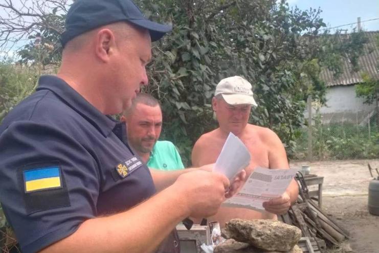 Рятувальники Болградщини нагадують про правила пожежної безпеки місцевим