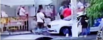    На Одещині чоловік наразив на небезпеку дитину,  аби розквітатися з муніціпалами (ВІДЕО)