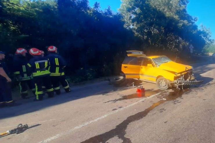 Водій загинув, пасажирка у тяжкому стані: на Одещині сталася смертельна ДТП