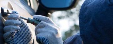 Зірвали замок з гаража і вкрали авто: двоє мешканців Болградщини отримали вирок суду