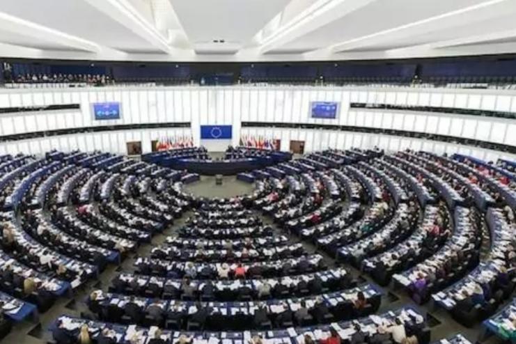 У Європарламенті закликали Зеленського ветувати закон про закриті декларації