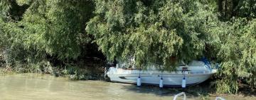 Порушили кордон України: двоє громадян Румунії залишились без катера