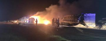 На трасі Одеса-Рені вщент згорів бензовоз після зіткнення з зерновозом