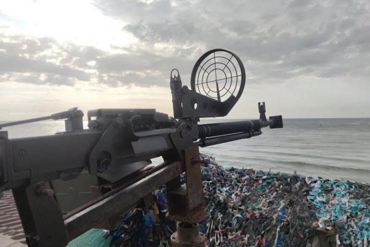 Відомий одеський скульптор по металу збирає донати на зенітні приціли для ППО