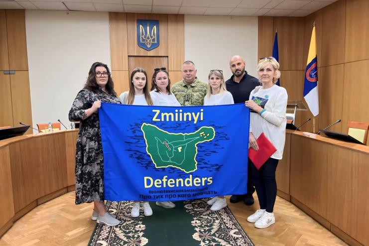 Про тих, про кого мовчать: рідні полонених з острову Зміїний продовжують боротьбу за повернення своїх рідних
