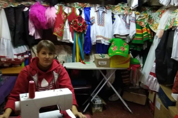 Переселенка з Донеччини створюватиме сценічні костюми відомому хореографічному колективу Кілії 