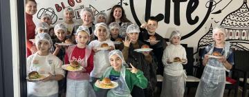 «СМАЧНИЙ ІВЕНТ»: учні Арцизької школи №4 навчилися готувати бургери в одному з кращих кафе міста!