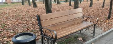 Одеська мерія вирішила за сотні тисяч гривень відремонтувати лавки в закритому для відвідувачів Стамбульському парку