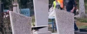 Прибрані кладовища в Арцизі – це великі зусилля комунальників. Цінуйте!