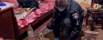 Забив до смерті: поліція розслідує вбивство літньої жінки сусідом (відео)