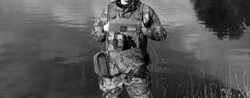 На щиті, але в пам’яті назавжди: на Одещині попрощались із загиблим на війні Віталієм Сирбу