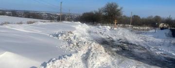 Чия то дорога, або як громади в негоду  працювали «і за себе, і за того хлопця»