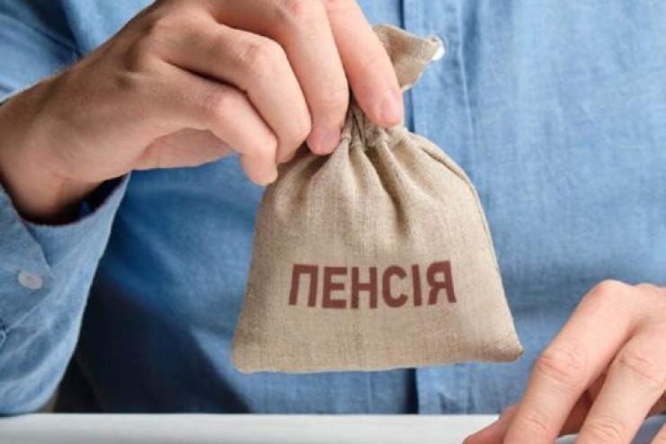 На Одещині працівник пошти півтора року привласнював пенсії людей, які виїхали за кордон через війну