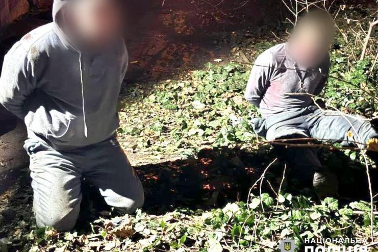 На Одещині затримано банду, яка скоювала розбійні напади на самотніх літніх людей (відео)