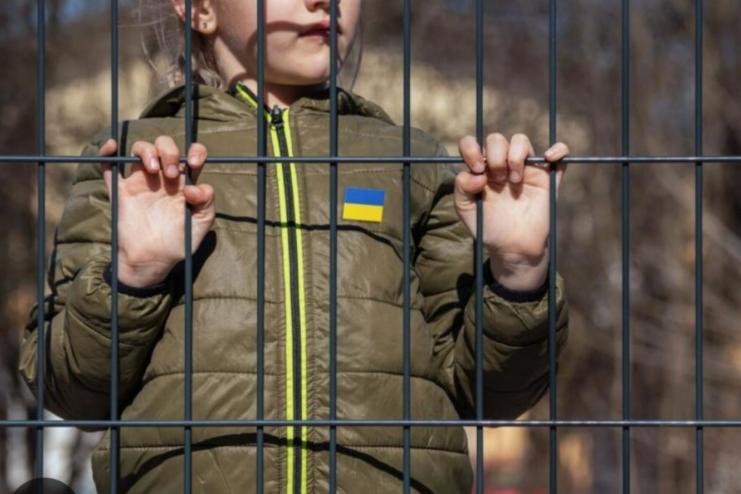 В Україну повернули хлопця, якого росіяни депортували з Маріуполя