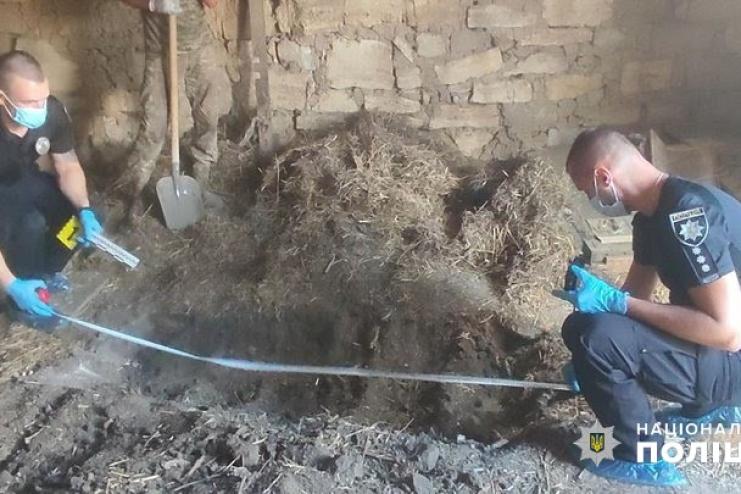 На Одещині чоловік жорстоко побив і закопав власну дружину: вирок суду