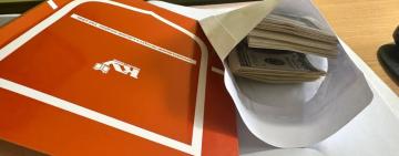 СБУ викрила корупційну схему в міграційній службі на Одещині 