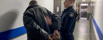 «Провідник» з Болградщини брав з ухилянтів 2,5 тисячі доларів за супровід до Молдови – ГУНП