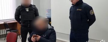 Одеські правоохоронці видворили з території України іноземного злочинця