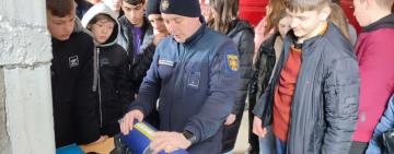 Учнівська молодь Павлівської громади завітала до арцизьких рятувальників