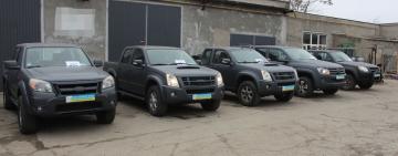 БФ "Придунав'я" передав українським захисникам чергову партію автівок