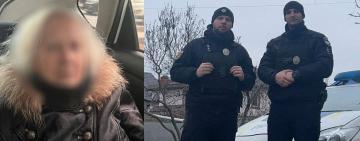 Одеські патрульні допомогли потрапити додому двом бабусям, які загубились