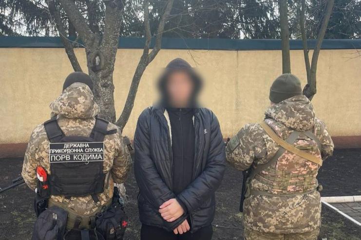 Вовки на кордоні "затримали" військовозобов'язаного на Одещині