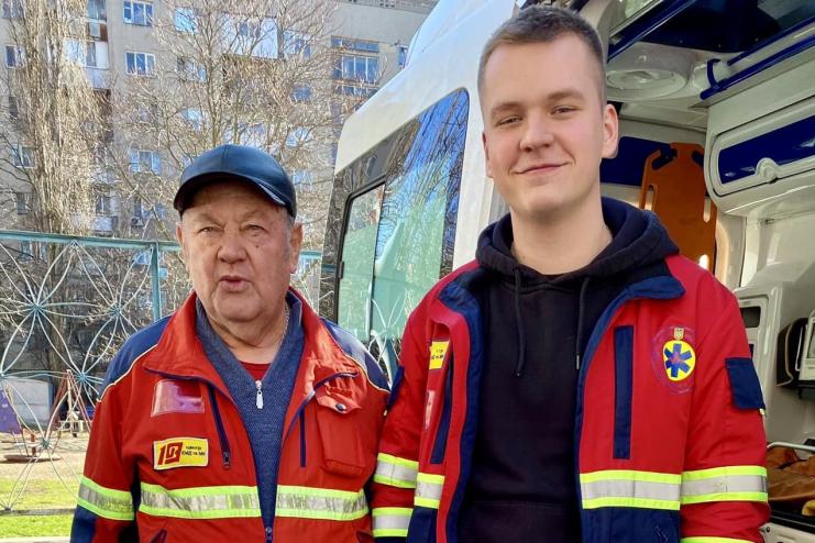 «У немовля були інші плани»: на Одещині медики «швидкої» приймали пологи