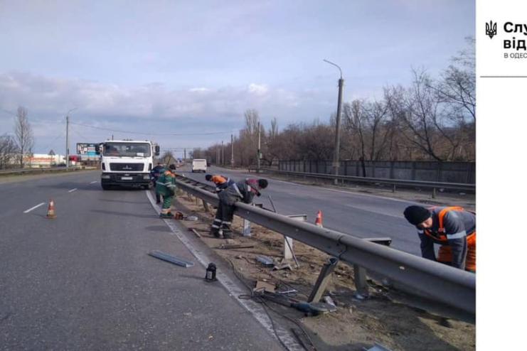 Стратегічні автошляхи Одещини приводять до ладу після зими
