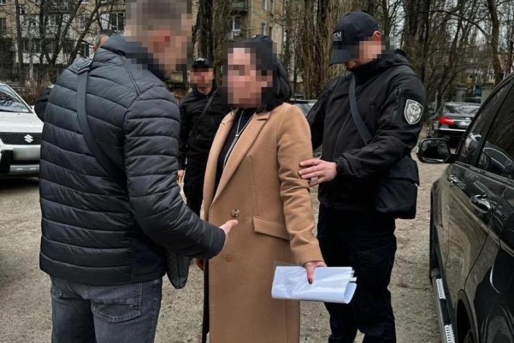 Посадовиця Одеської митниці попалася на корупції