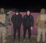 Засоби «маскування» дивують: за минулу добу прикордонники Одещини викрили 4-ох чоловіків, які планували незаконно перетнути кордон