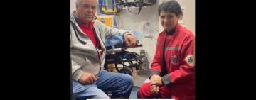 Медики одеської екстренки врятували мати з немовлям