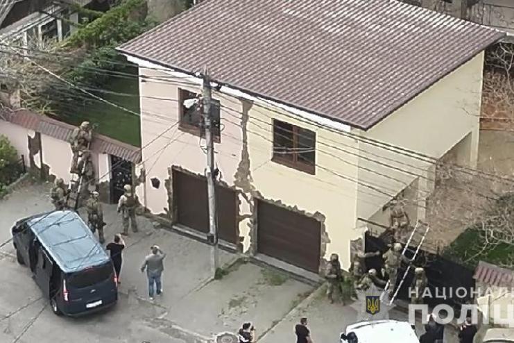 В Одесі викрили шахрайський call-центр, де громадян Чехії ошукали на 5,5 млн грн