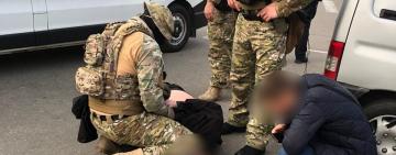 З погрозами вбивства вимагав у знайомого неіснуючий борг у 5 тис дол: поліція затримала одесита