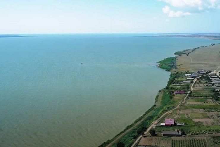 З озера на Одещині незаконно виловили мільйони кілограмів біоресурсів - прокуратура