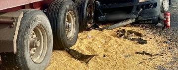 На Одещині сталася ДТП за участю двох вантажівок: є постраждалий