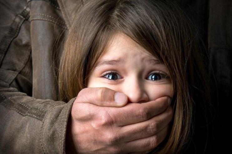 В Кілії 55-річний чоловік заманив у хащі та зґвалтував 13-річну дитину