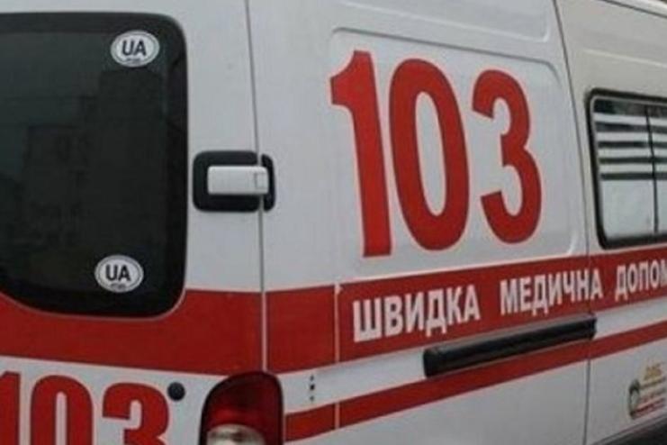 Врятували кущі: в Одесі п`ятирічна дівчинка випала з вікна – ЗМІ