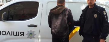 Мешканець Одещини сприяв незаконному перетину військовозобов’язаного через кордон