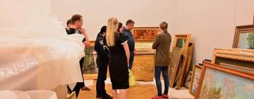 112 вилучених картин екснардепа Медведчука поповнять музейні фонди 