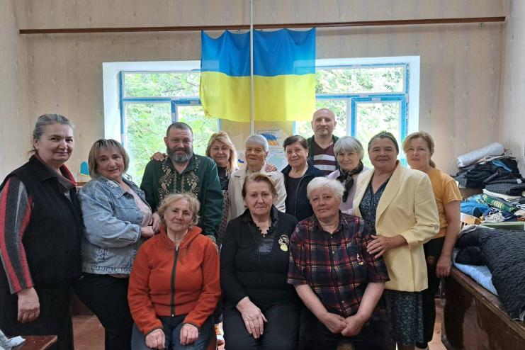 Тарутинський волонтерський центр "Єдність" надіслав в травні 12 посилок для воїнів ЗСУ