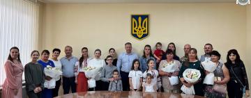  Матерям-героїням Кілійської громади урочисто вручили нагрудні знаки